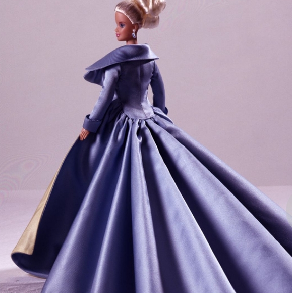 NIB 1996 Robert Best Serenade in Satin Barbie Doll - Picture 10 of 13